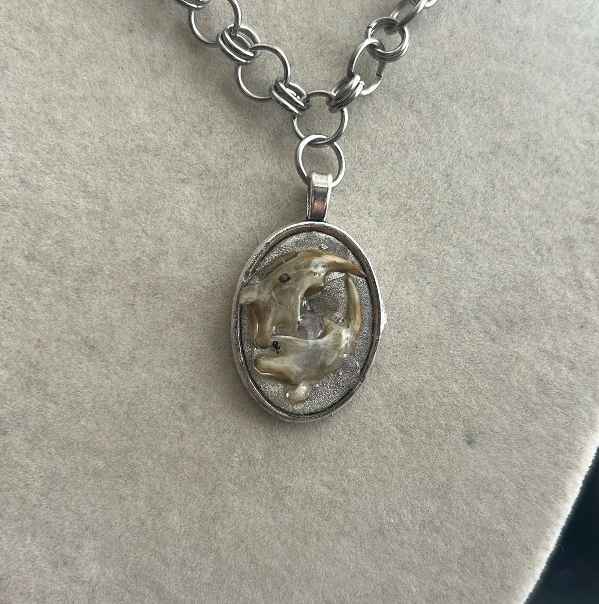 Jaw bones chainmail necklace