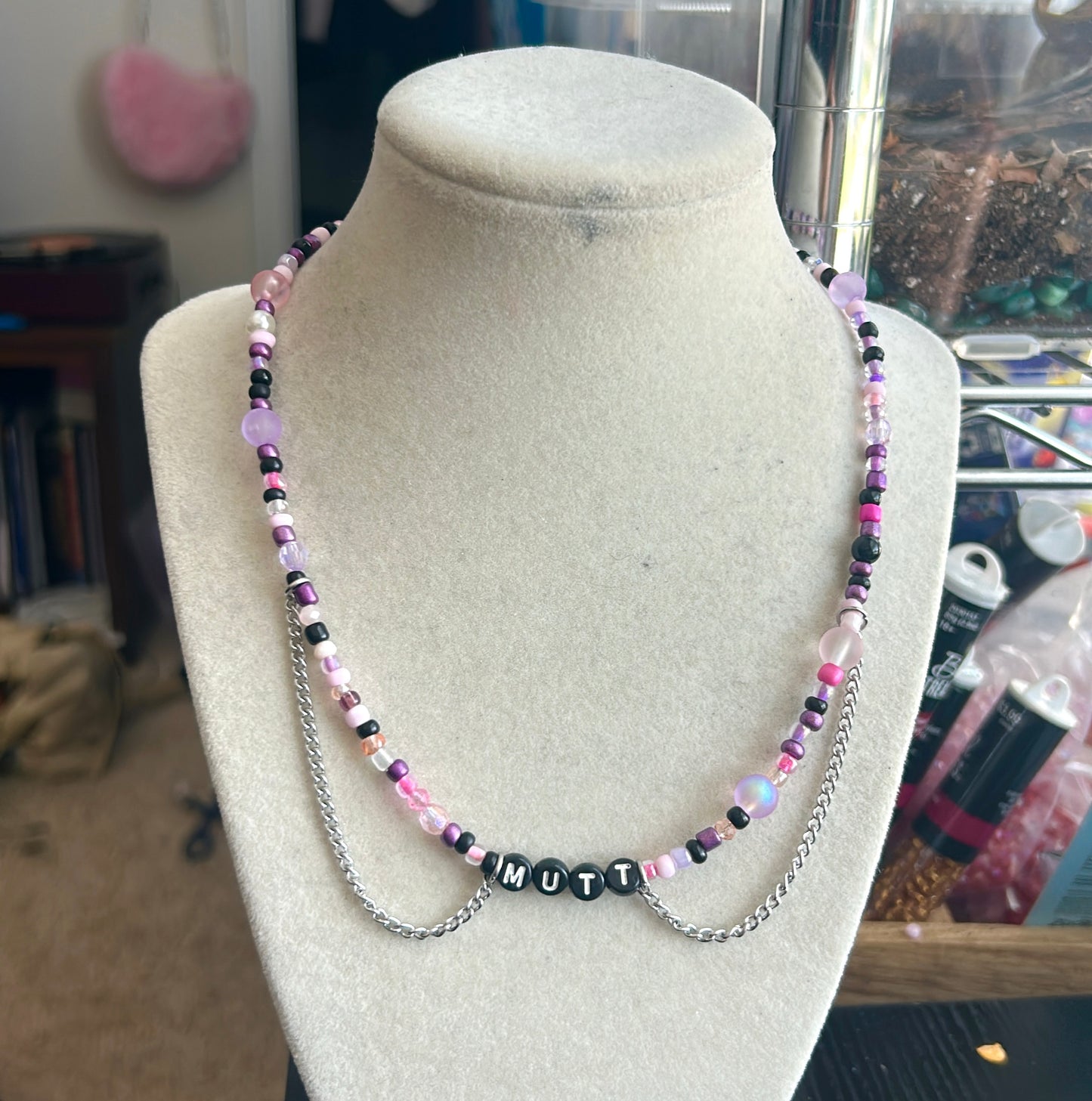 Mutt necklace