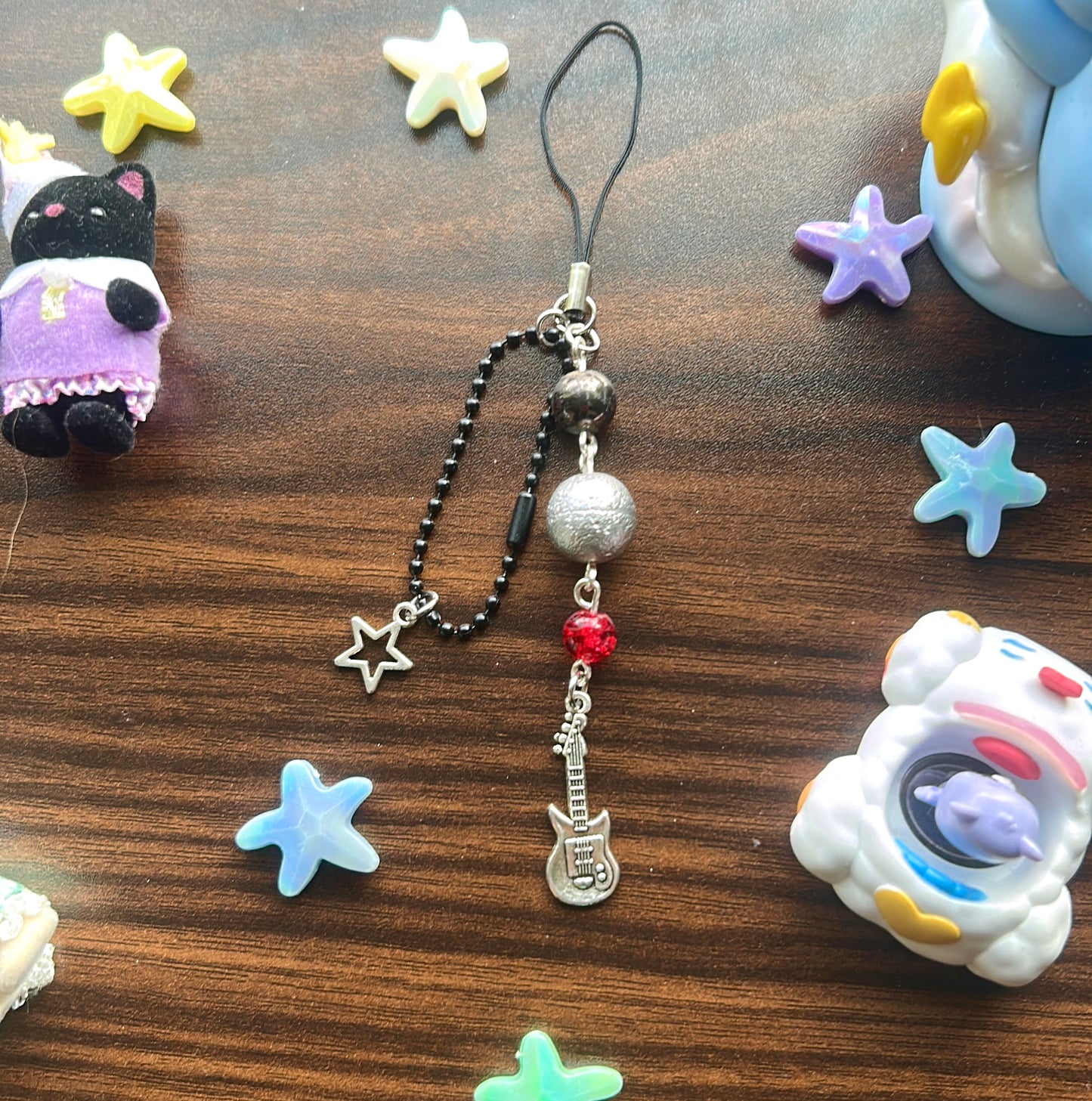 Guitar phonecharm